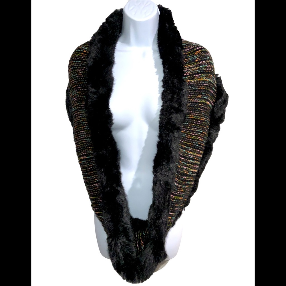 Faux Frenzi  by Dena Black Cawl Scarf NWOT